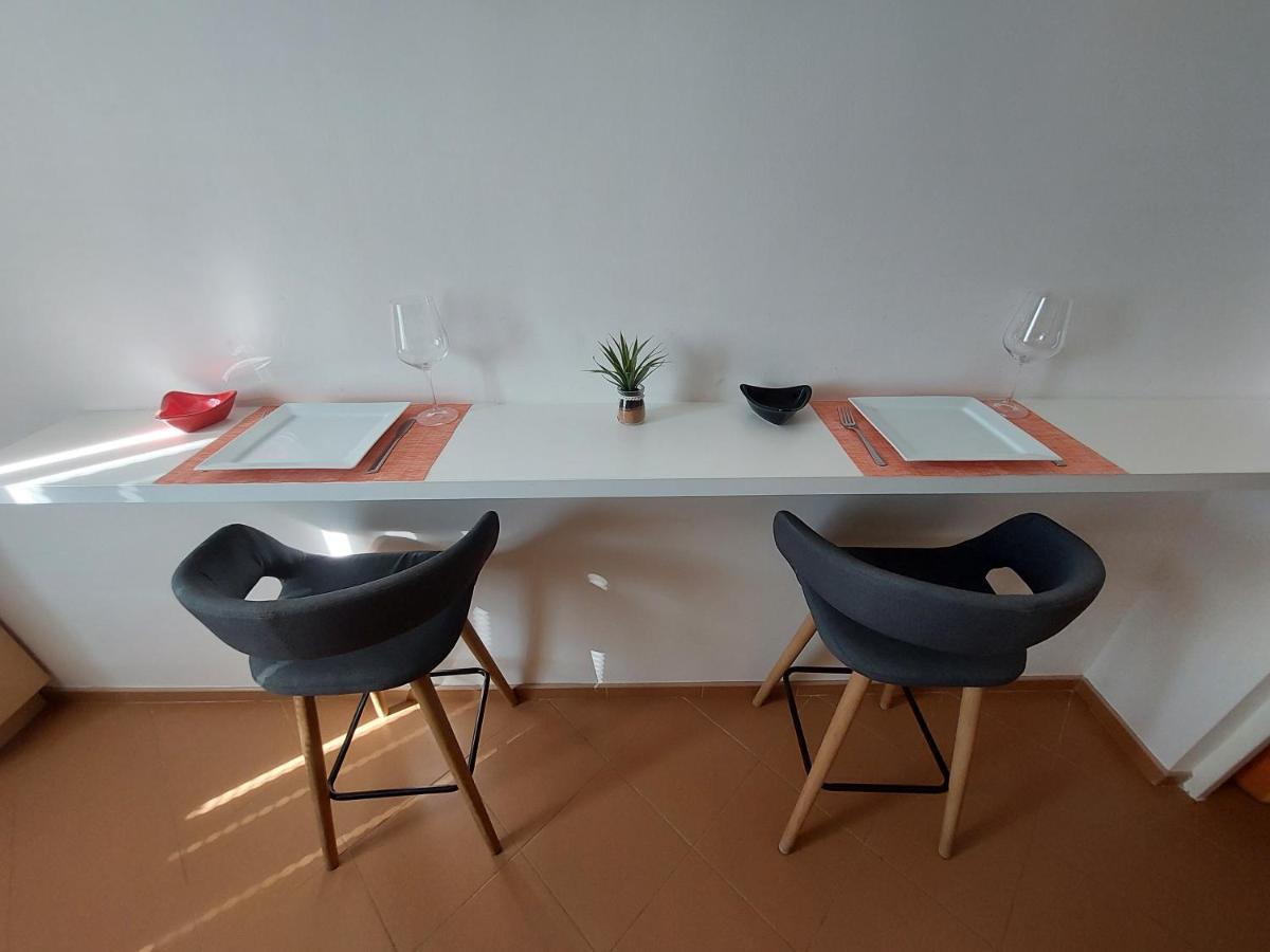 Apartman Merry Μπρατισλάβα Εξωτερικό φωτογραφία