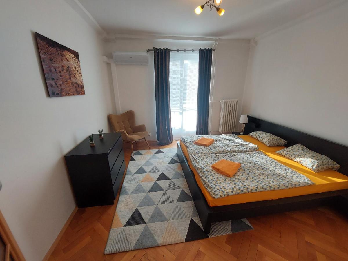 Apartman Merry Μπρατισλάβα Εξωτερικό φωτογραφία